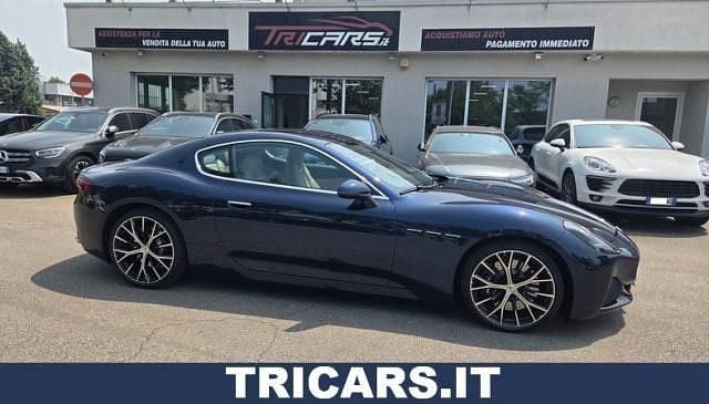 Usata Maserati Granturismo 490 CV (360 kW) 2023 Blu Coupé