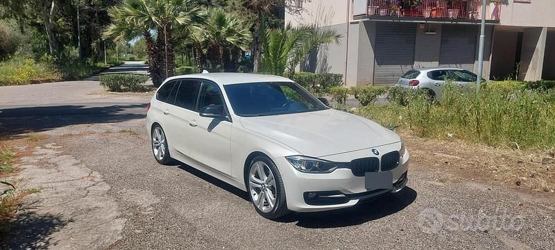 Usata BMW 325 Sport Line 218 CV (160 kW) 2014 Bianco Station wagon