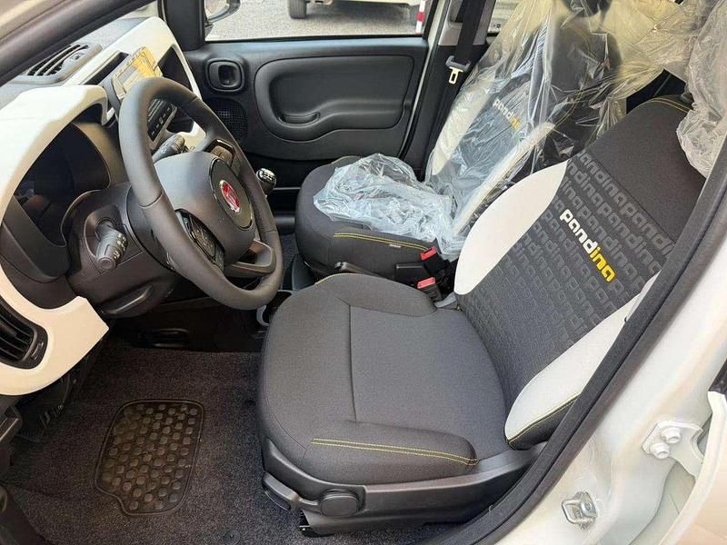 Nuova Fiat Panda Cross 69 CV (50 kW) 2026 Bianco Utilitaria