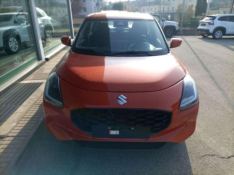 Nuova Suzuki Swift 83 CV (61 kW) 2025 Arancione Berlina