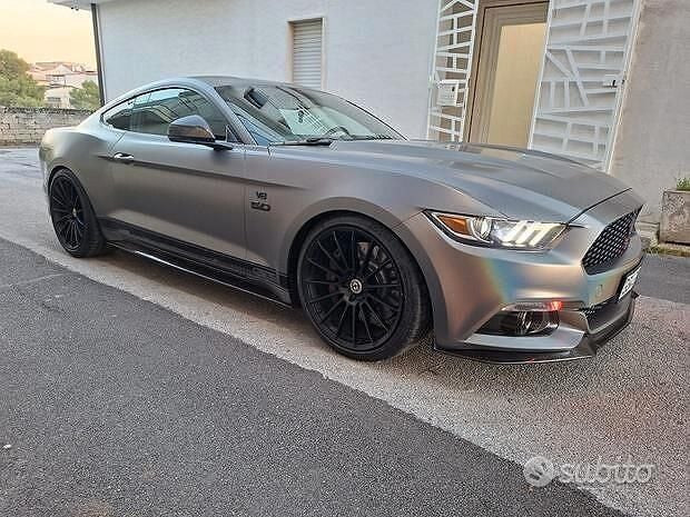 Usata Ford Mustang GT Fastback 426 CV (313 kW) 2016 Grigio Coupé