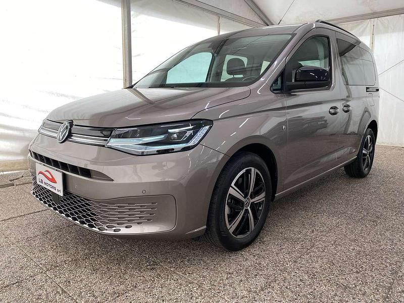 Usata VW Caddy Style 122 CV (89 kW) 2023 Grigio Monovolume