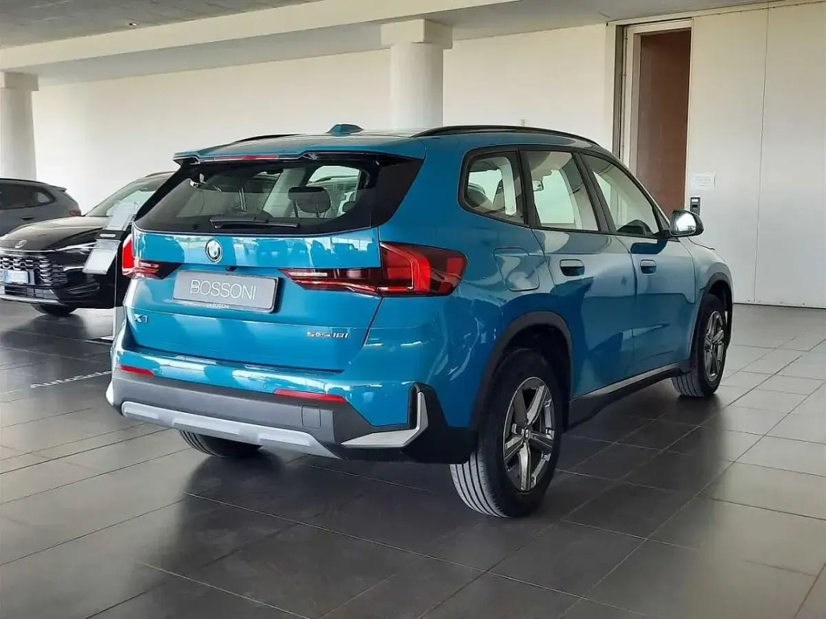 Usata BMW X1 136 CV (100 kW) 2023 Blu SUV