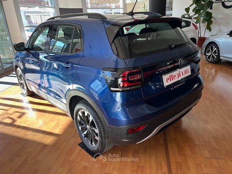 Usata VW T-Cross 95 CV (69 kW) 2023 Blu SUV