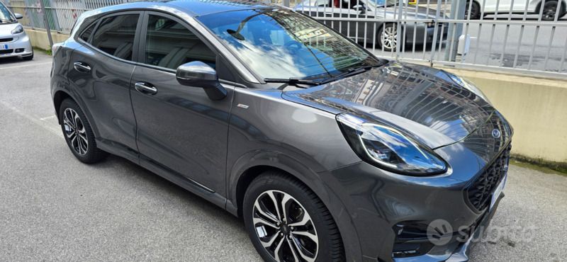 Usata Ford Puma 125 CV (91 kW) 2022 Grigio SUV