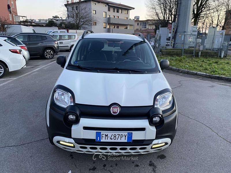 Usata Fiat Panda Cross Cross 69 CV (50 kW) 2017 Bianco Utilitaria