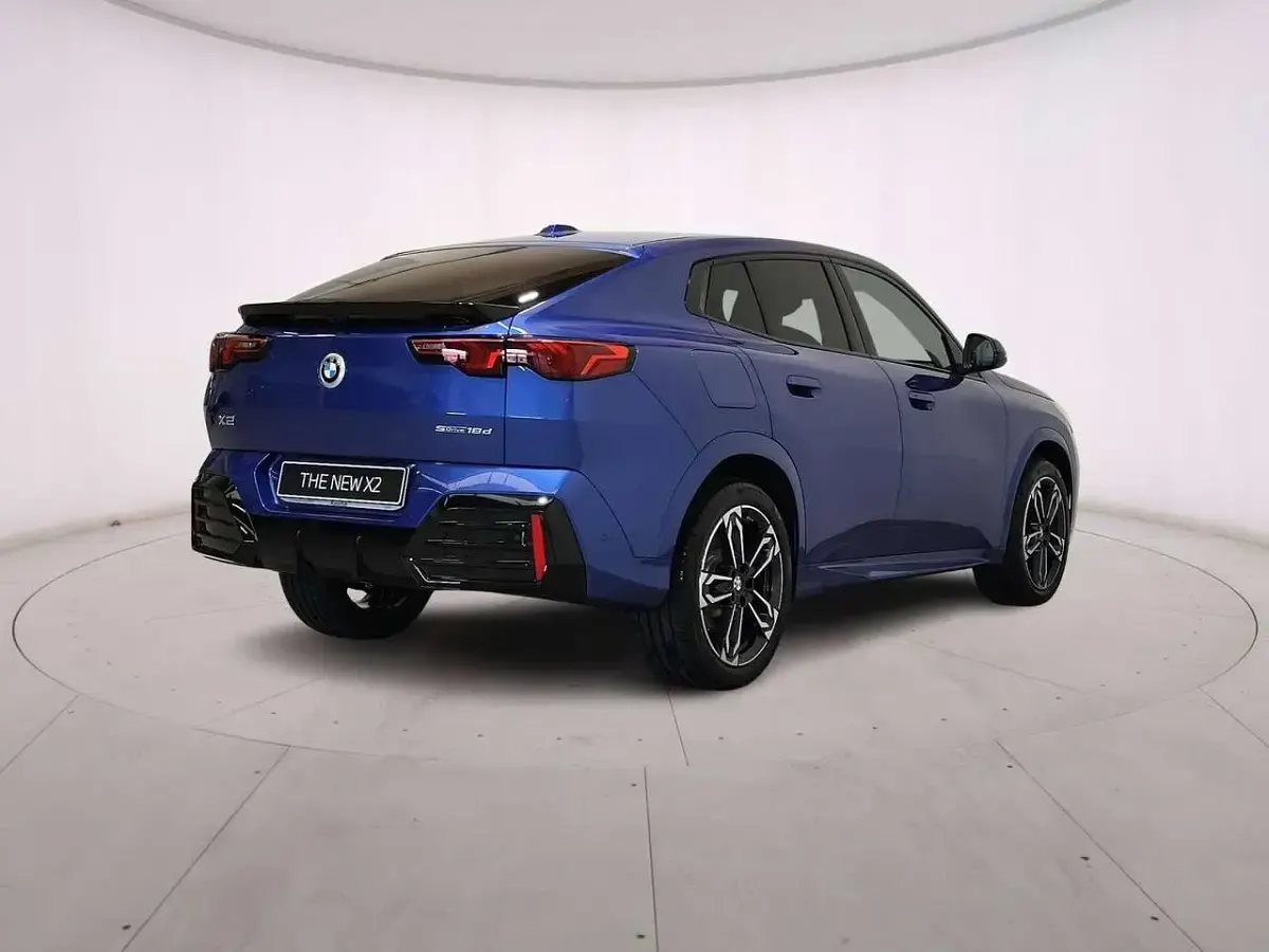 Nuova BMW X2 M Sport 150 CV (110 kW) 2026 Portimao blue SUV