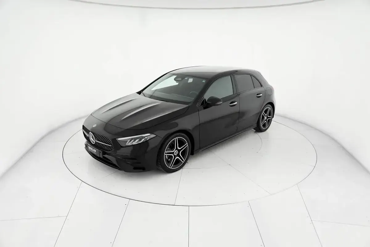 Usata Mercedes A180 Advanced Plus 116 CV (85 kW) 2024 Nero Berlina