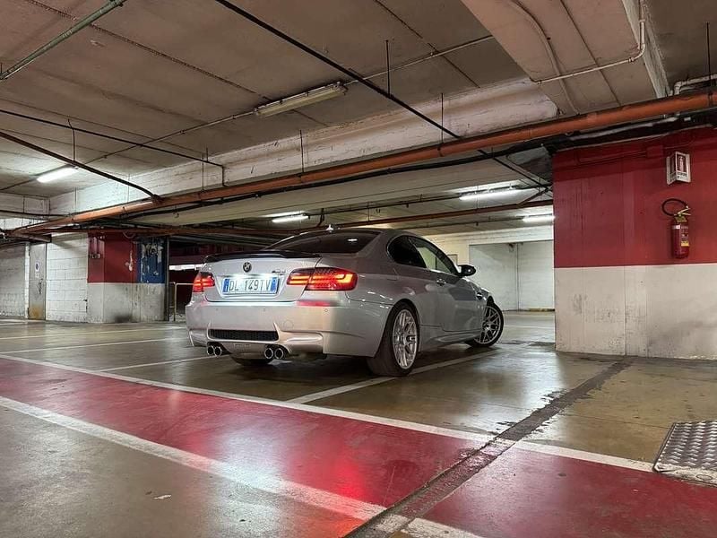 Usata BMW 325 Sport Line 218 CV (160 kW) 2008 Coupé