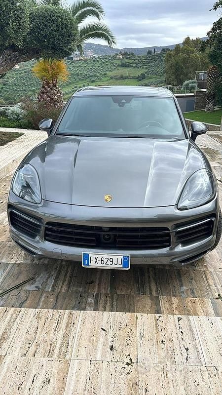 Usata Porsche Cayenne 340 CV (250 kW) 2019 Grigio SUV