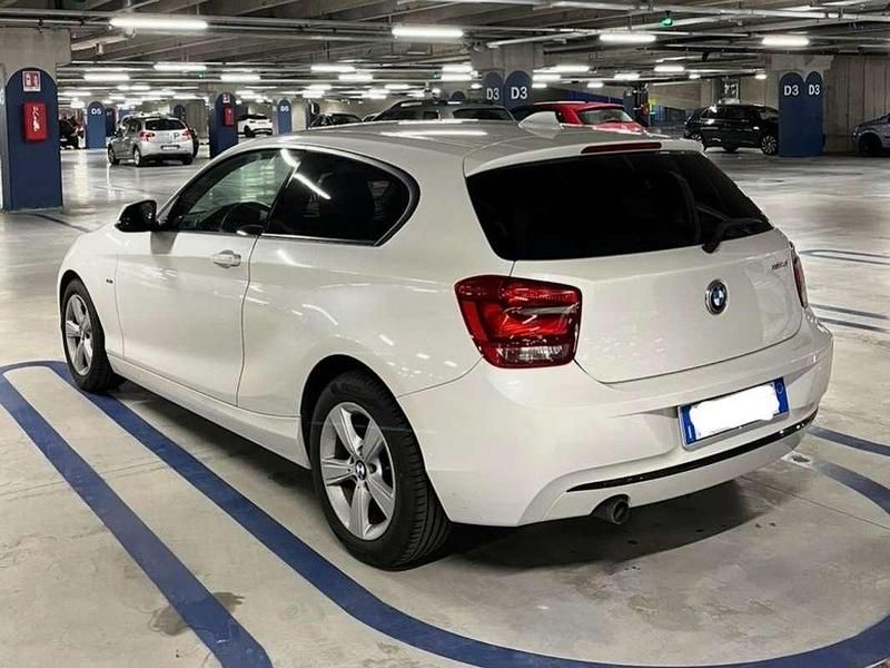 Usata BMW 118 Sport Line 143 CV (105 kW) 2013 Bianco Utilitaria