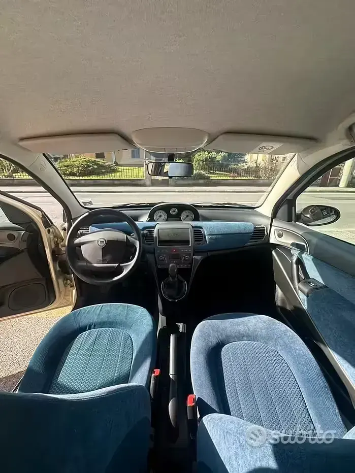 Usata Lancia Ypsilon 60 CV (44 kW) 2005 Bianco Utilitaria