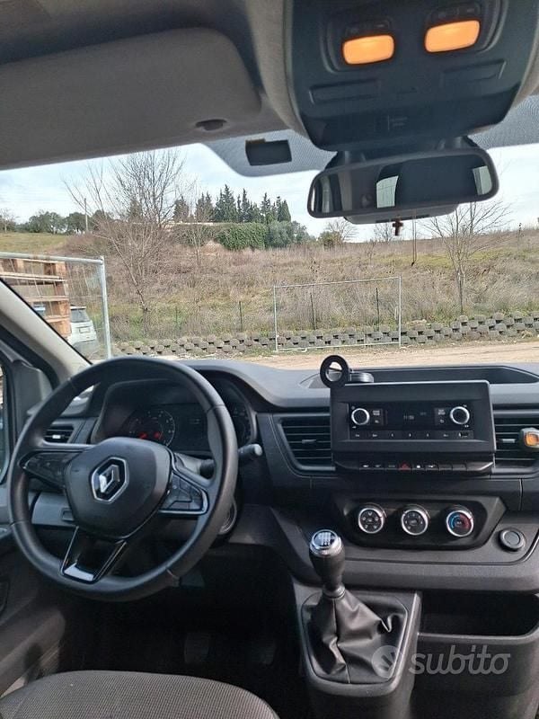 Usata Renault Trafic 58 CV (42 kW) 2021 Bianco Monovolume