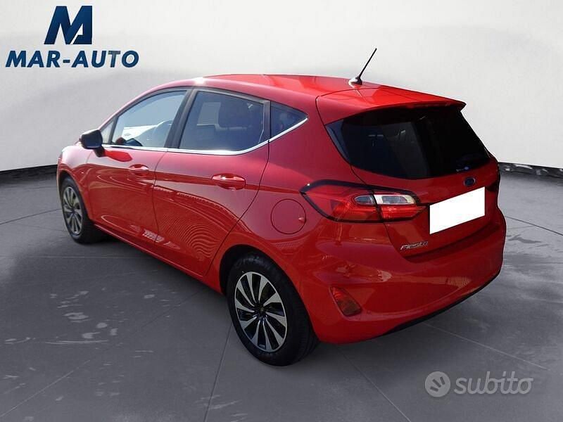 Usata Ford Fiesta Titanium 75 CV (55 kW) 2022 Rosso Berlina