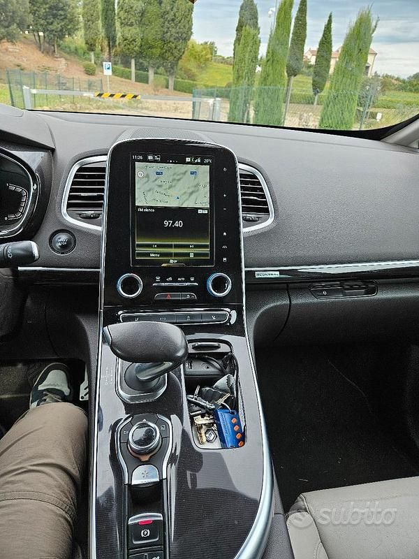 Usata Renault Espace 160 CV (117 kW) 2020 Monovolume