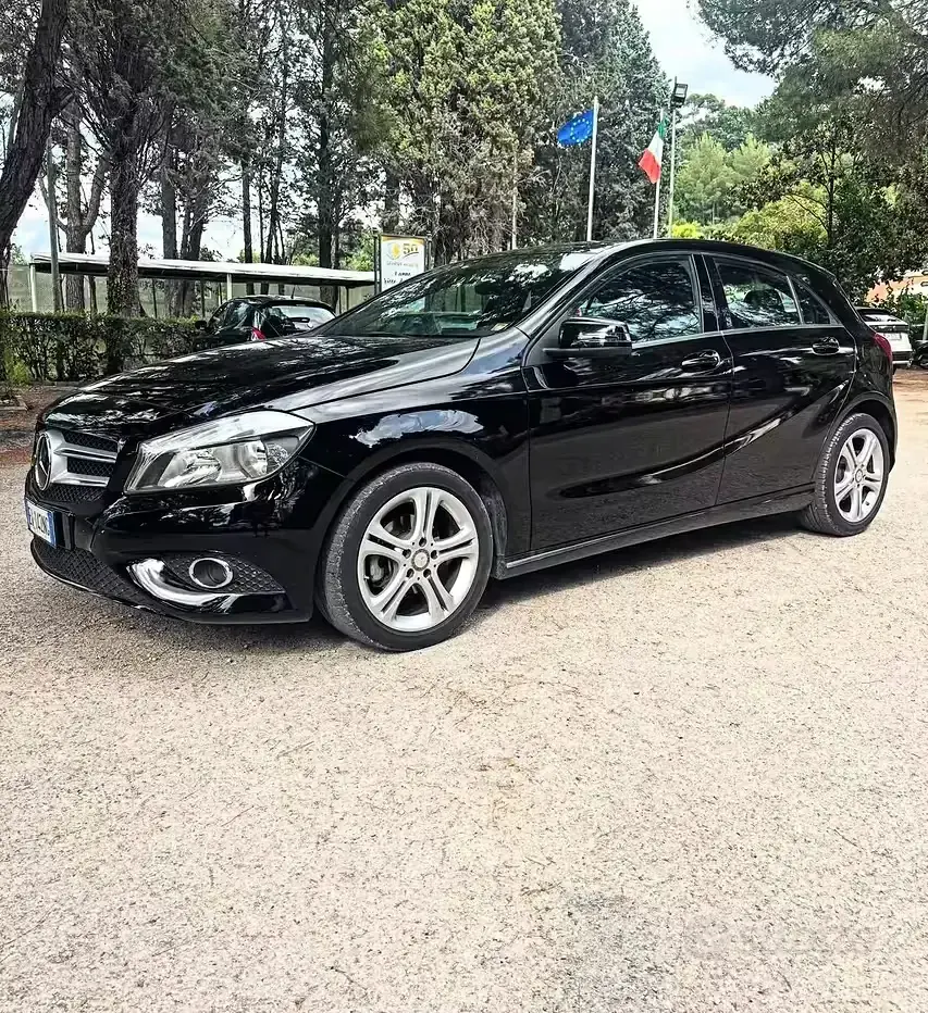 Usata Mercedes 180 Executive 109 CV (80 kW) 2014 Nero Berlina