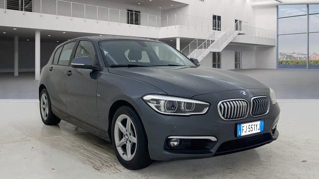 Usata BMW 118 150 CV (110 kW) 2017 Grigio Utilitaria