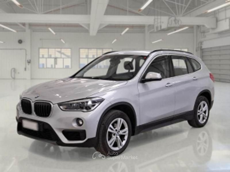Usata BMW X1 116 CV (85 kW) 2019 Argento SUV