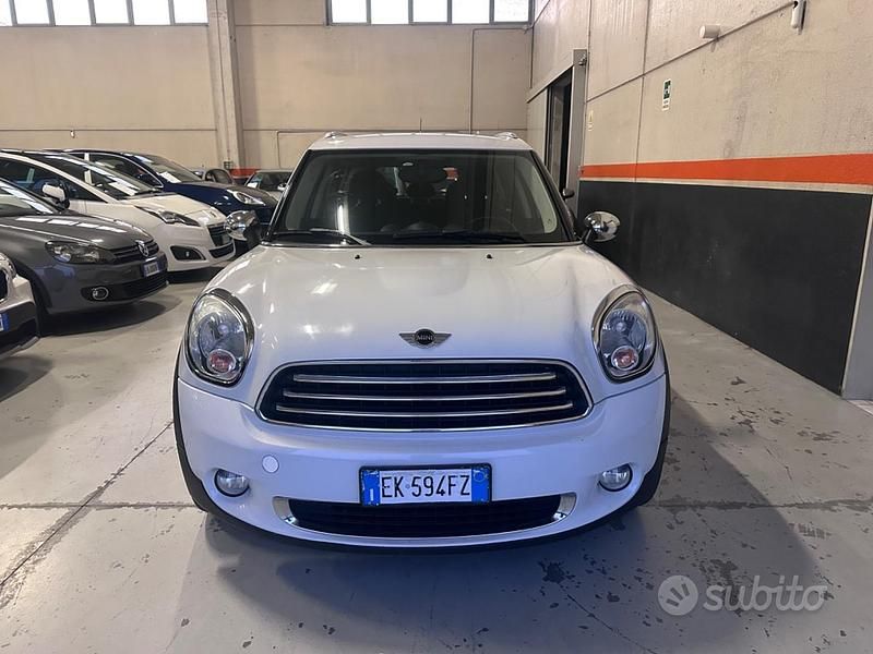 Usata Mini One Countryman 90 CV (66 kW) 2011 Bianco SUV