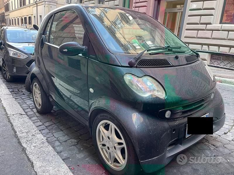 Usata Smart ForTwo Coupé Pulse 61 CV (44 kW) 2002 Nero Coupé