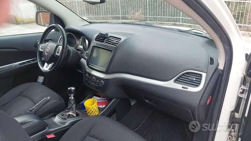 Usata Fiat Freemont 140 CV (102 kW) 2013 Bianco SUV