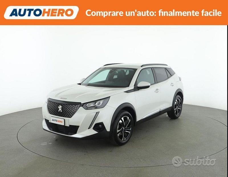 Usata Peugeot 2008 Allure 131 CV (96 kW) 2020 Bianco SUV