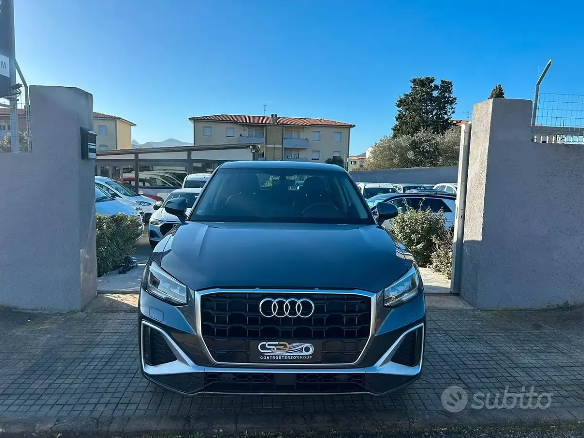 Usata Audi Q2 S-Line 150 CV (110 kW) 2020 Grigio SUV