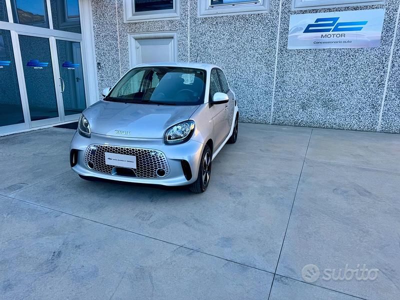 Usata Smart ForFour Electric Drive Passion 41 kW (56 CV) 2021 Grigio Berlina