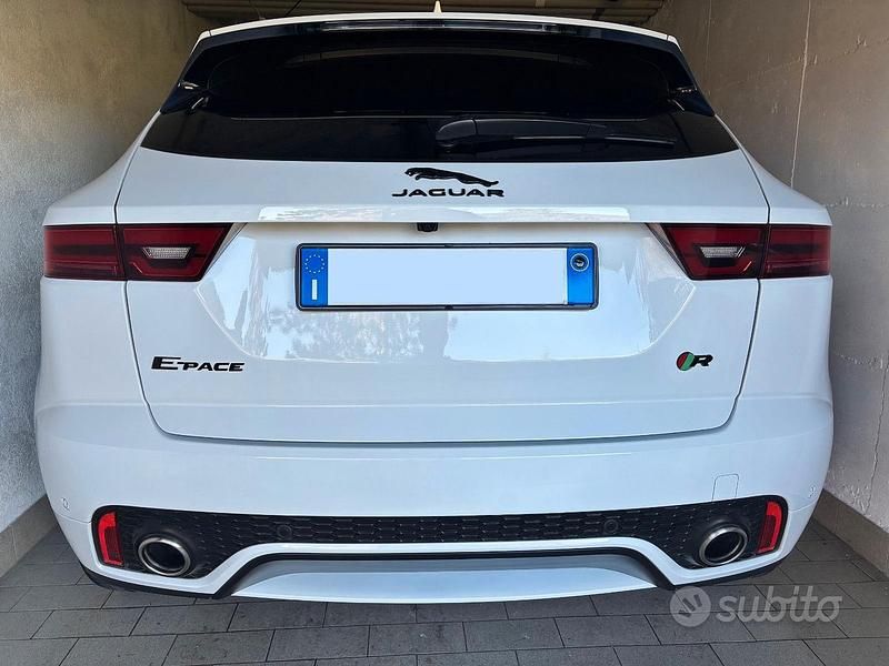 Usata Jaguar E-Pace R-Dynamic 150 CV (110 kW) 2018 Bianco SUV