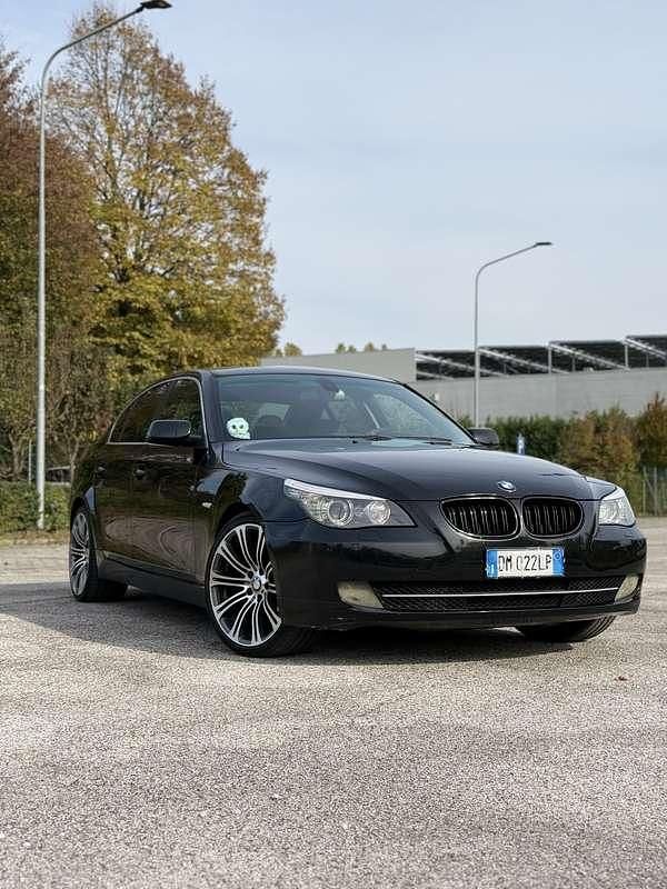 Usata 2008 BMW 530 Sport Line Tre volumi | 8500 € - Immagine 1/4