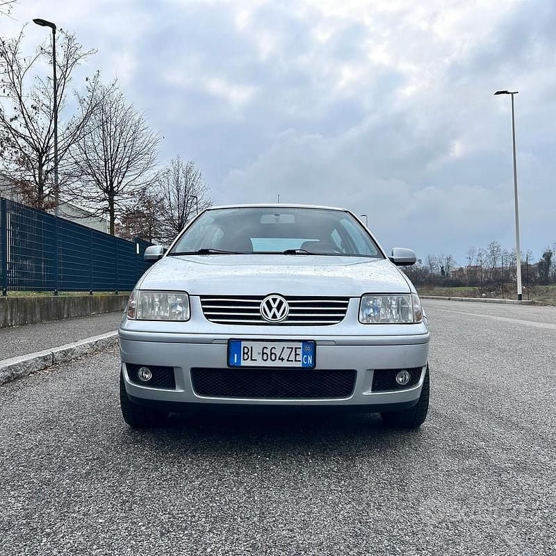 Usata VW Polo 75 CV (55 kW) 2000 Grigio Berlina