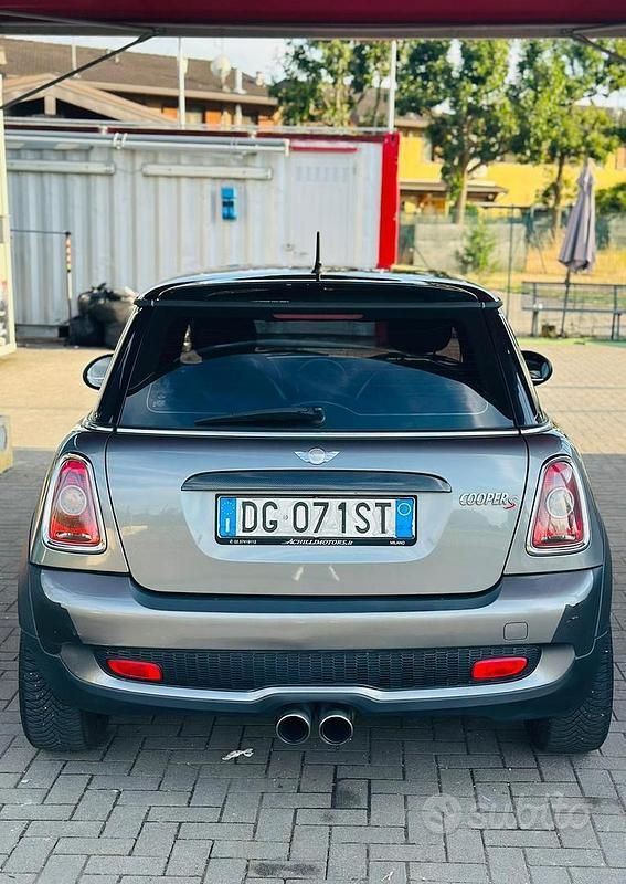 Usata Mini Cooper S 175 CV (128 kW) 2007 Grigio Utilitaria
