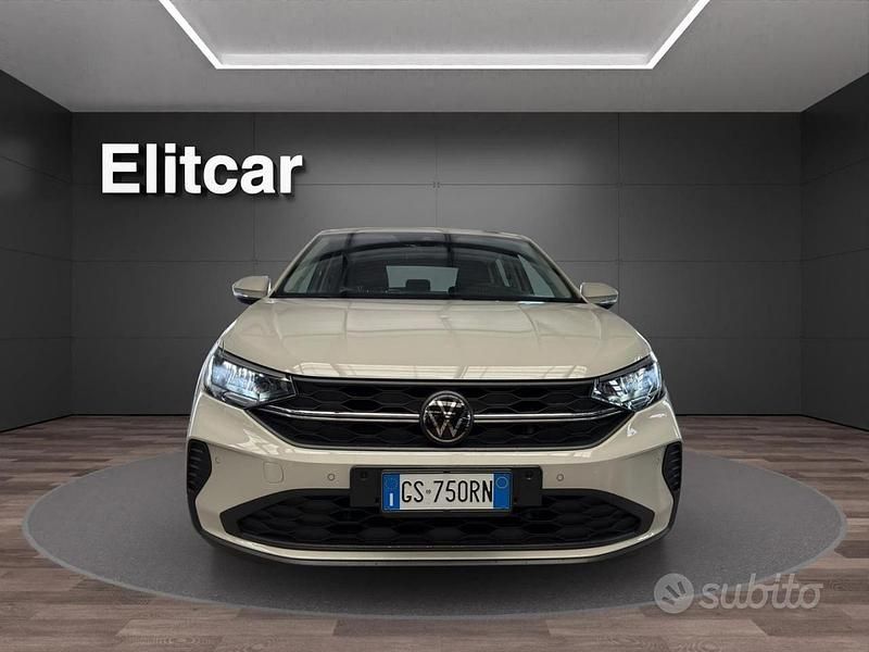 Usata VW Taigo Life 95 CV (69 kW) 2023 Ascot gray SUV
