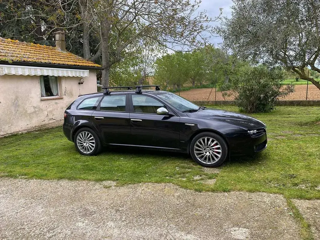 Usata Alfa Romeo 159 Exclusive 150 CV (110 kW) 2008 Nero Station wagon