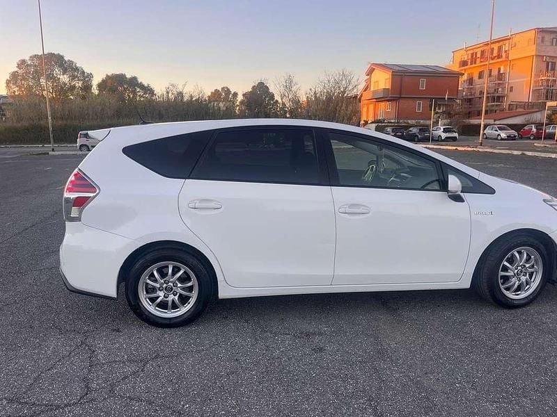 Usata Toyota Prius+ Lounge 99 CV (72 kW) 2015 Bianco Monovolume
