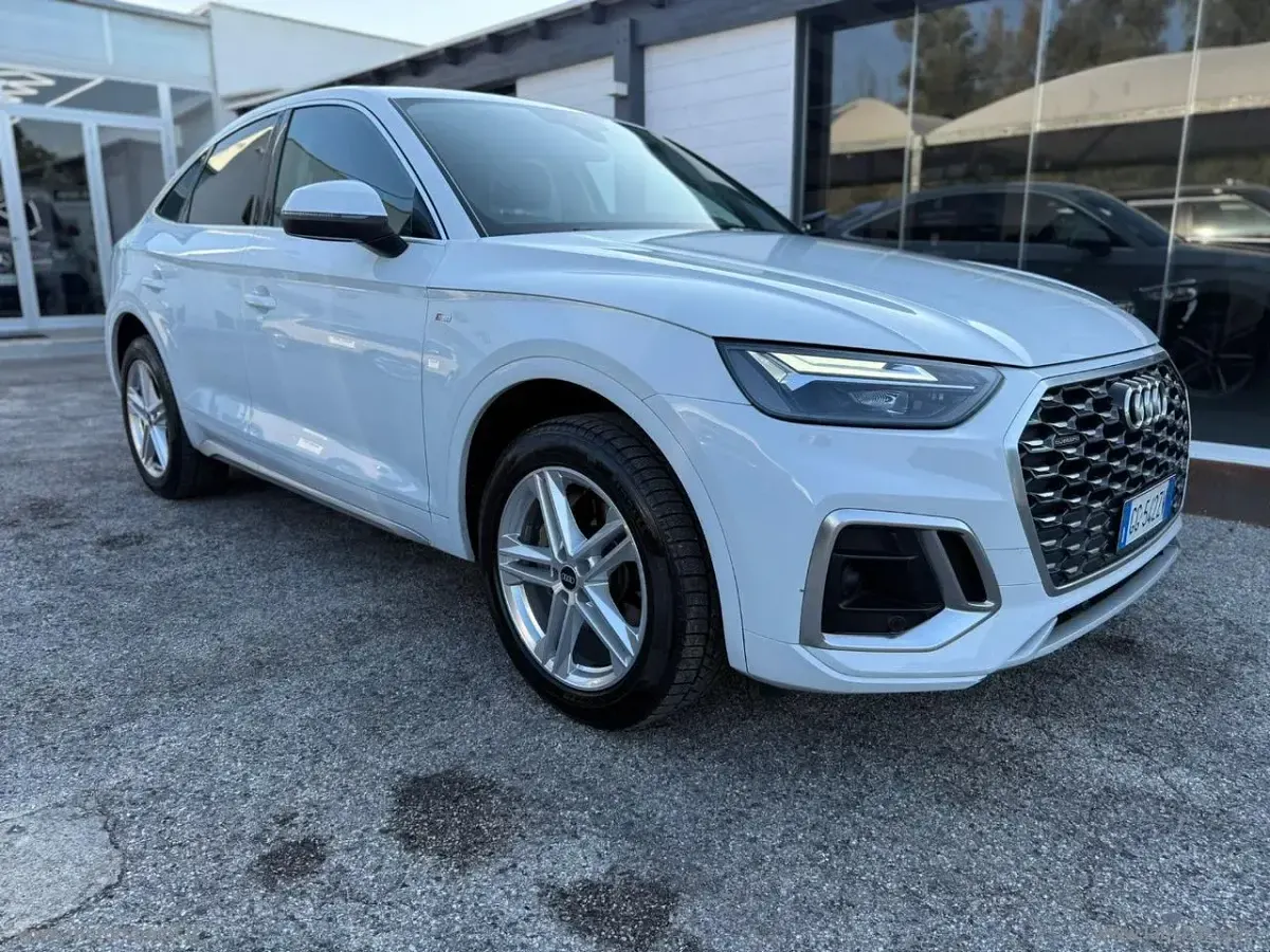 Usata Audi Q5 Sportback S-Line 363 CV (266 kW) 2021 Bianco SUV