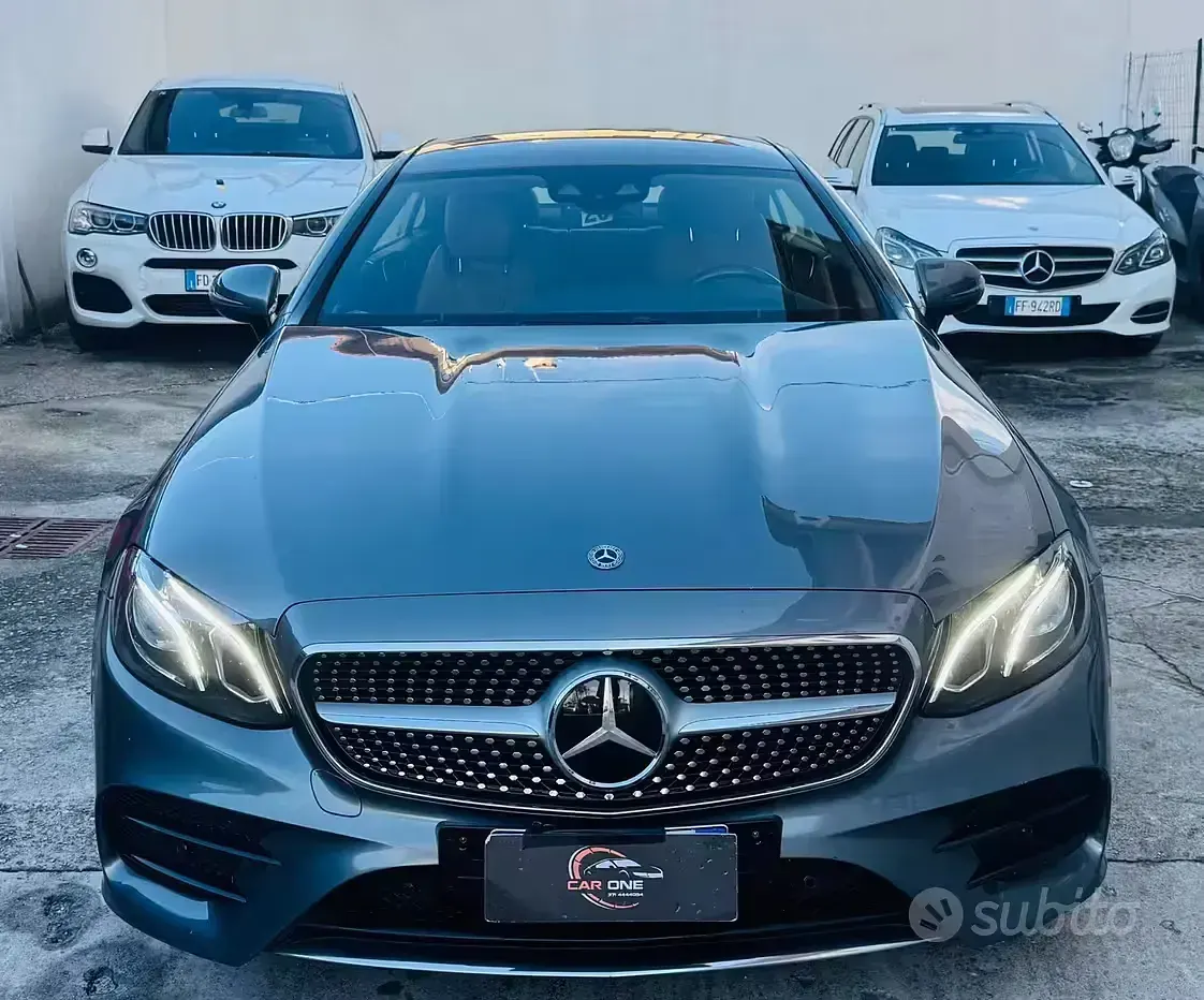 Usata Mercedes E220 Premium Plus 194 CV (142 kW) 2017 Grigio Coupé
