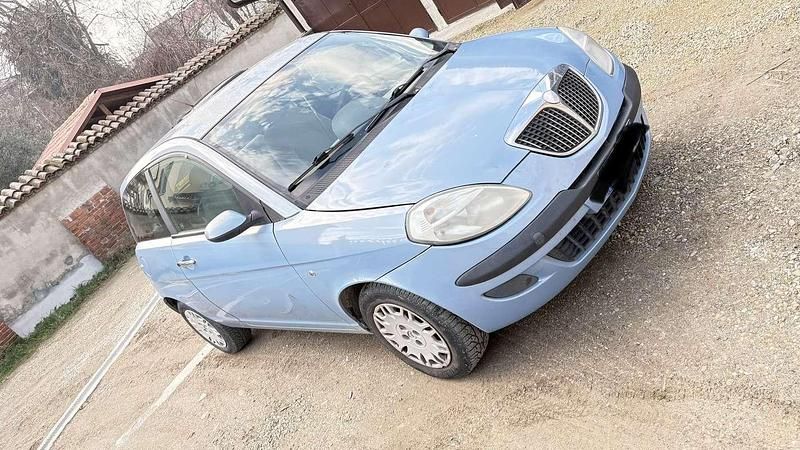 Usata Lancia Ypsilon 75 CV (55 kW) 2007 Utilitaria