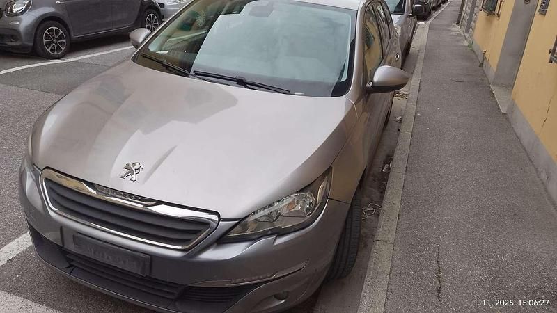 Usata Peugeot 308 SW Active 114 CV (83 kW) 2014 Grigio Station wagon