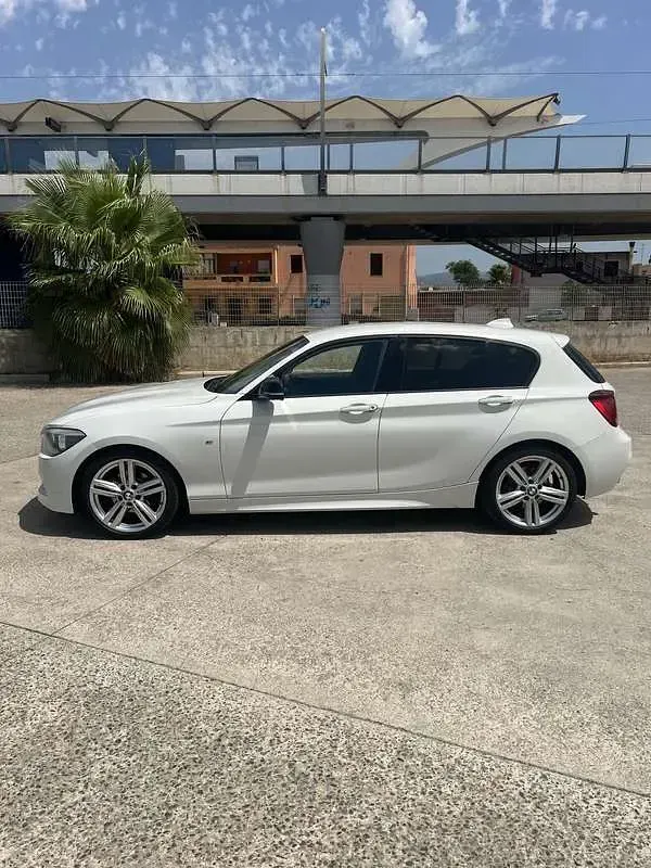 Usata BMW 120 M Sport 184 CV (135 kW) 2014 Bianco Utilitaria