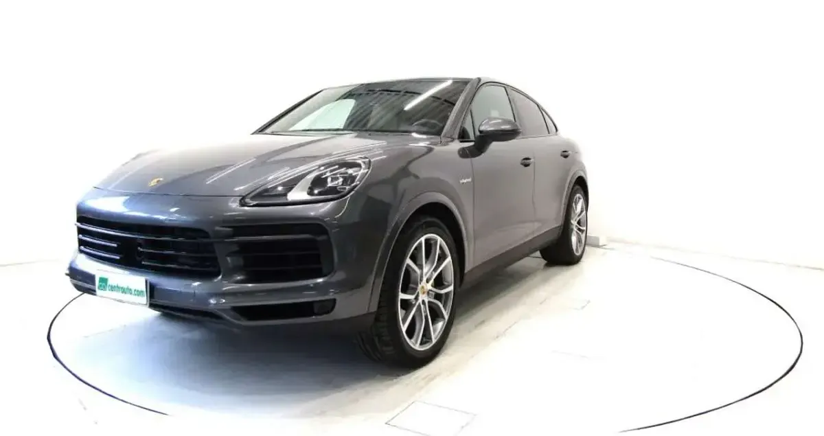 Usata Porsche Cayenne 340 CV (250 kW) 2019 Grigio SUV
