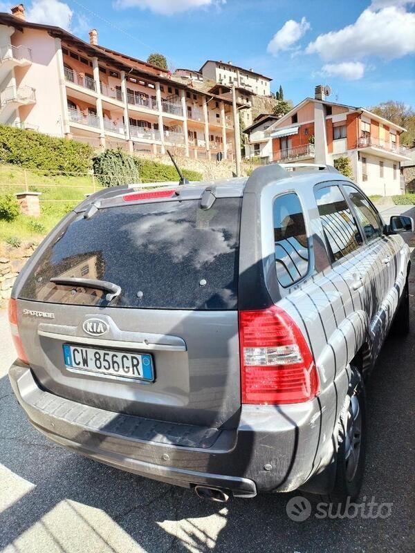 Usata Kia Sportage 141 CV (103 kW) 2005 Grigio SUV