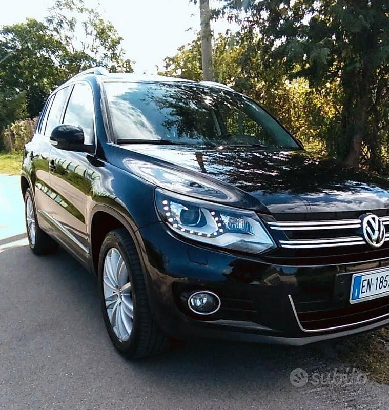 Nero Usata 2012 VW Tiguan Sport SUV | 9500 € (Buon prezzo) - Immagine 1/4
