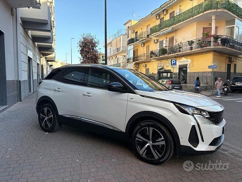 Bianco Usata 2023 Peugeot 3008 GT Monovolume | 18.499 € (Buon prezzo) - Immagine 1/4