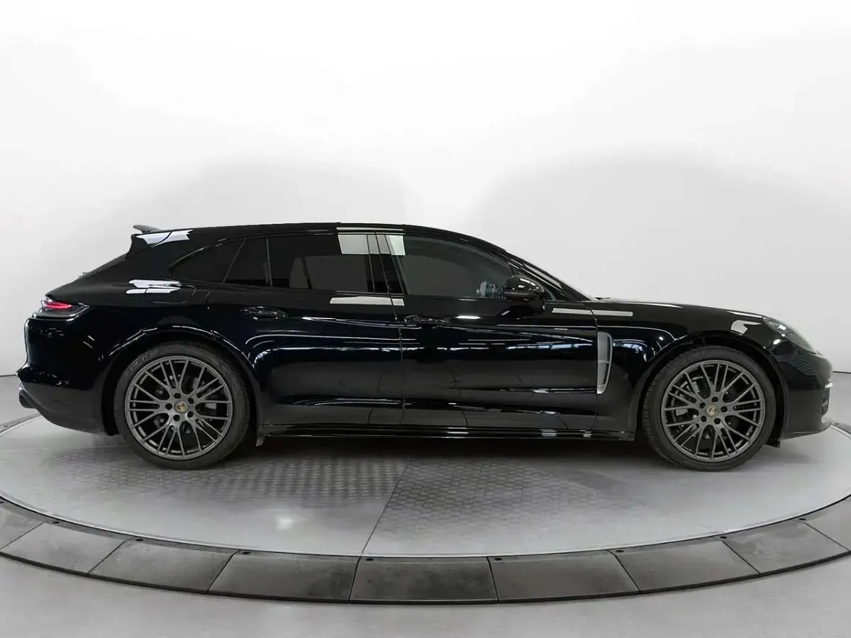 Usata Porsche Panamera 4 Sport Turismo Platinum Edition 330 CV (242 kW) 2022 Nero Station wagon