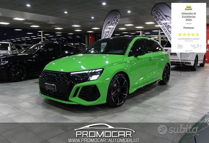 Usata Audi RS3 Ambiente 400 CV (294 kW) 2024 Verde kyalami Berlina