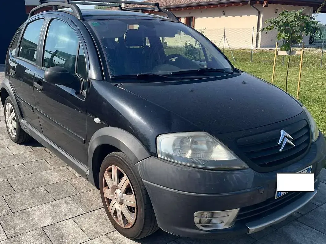 Usata Citroën C3 XTR 90 CV (66 kW) 2005 Nero SUV