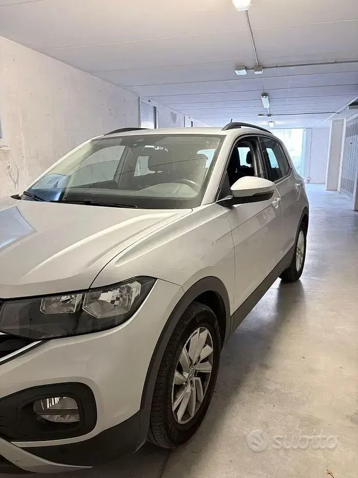 Usata VW T-Cross 95 CV (69 kW) 2020 Grigio SUV