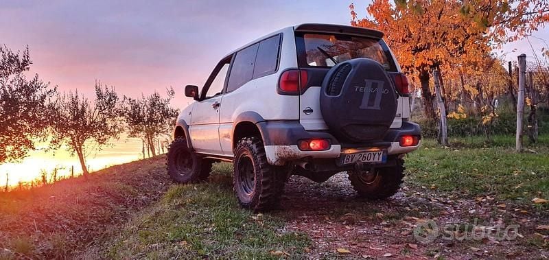 Usata Nissan Terrano 100 CV (73 kW) 2002 Bianco SUV