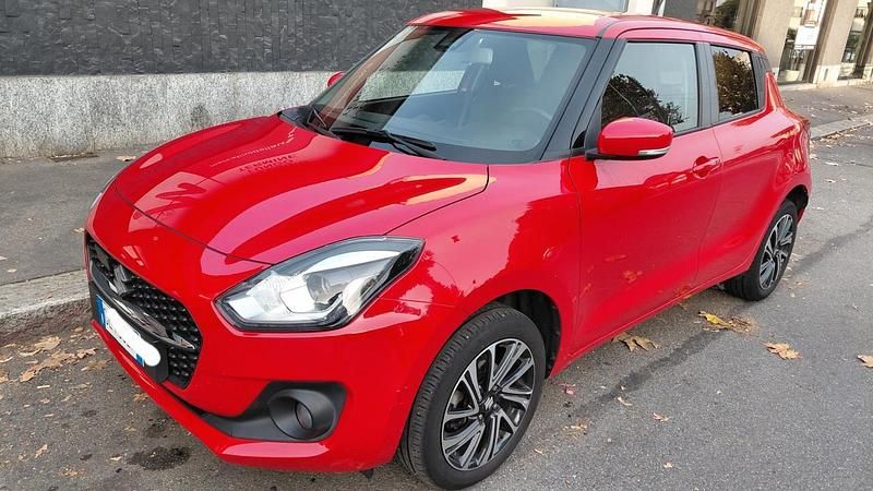 Second-hand Suzuki Swift 83 CP (61 kW) 2021 Roșu Berlinǎ